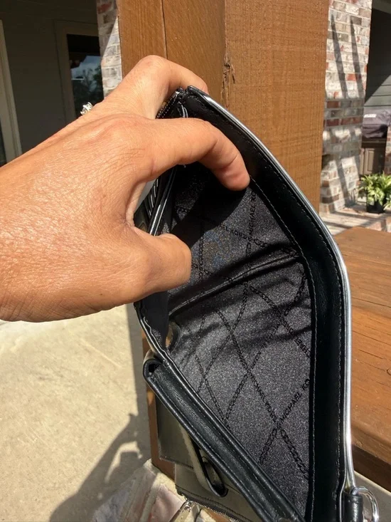 NWT Michael Kors Adele Framed Leather Double Zipper Smartphone Black Wallet - Picture 9 of 12